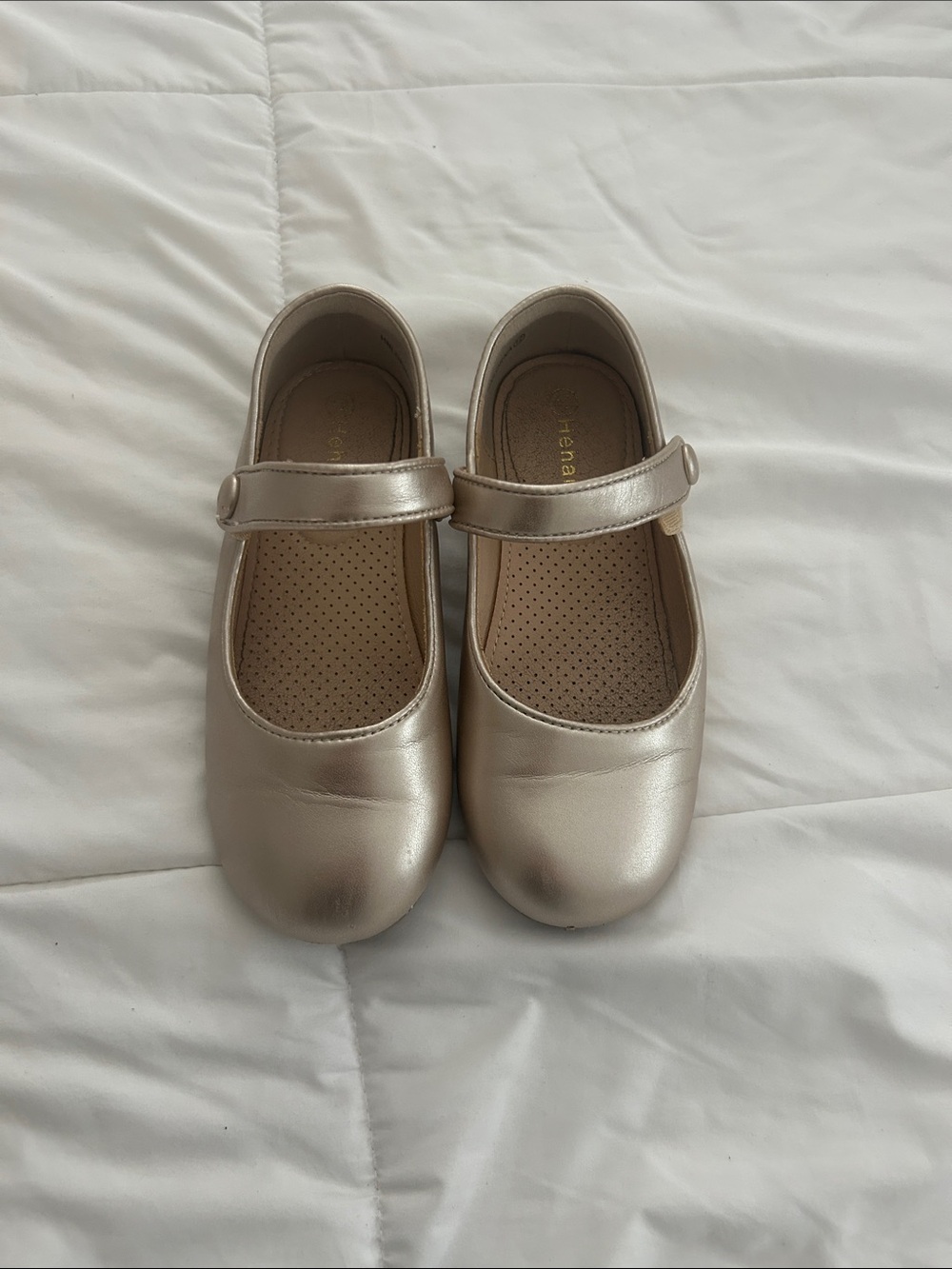 Girls Metallic Champagne Mary Jane Dress Shoes with Adjustable Strap